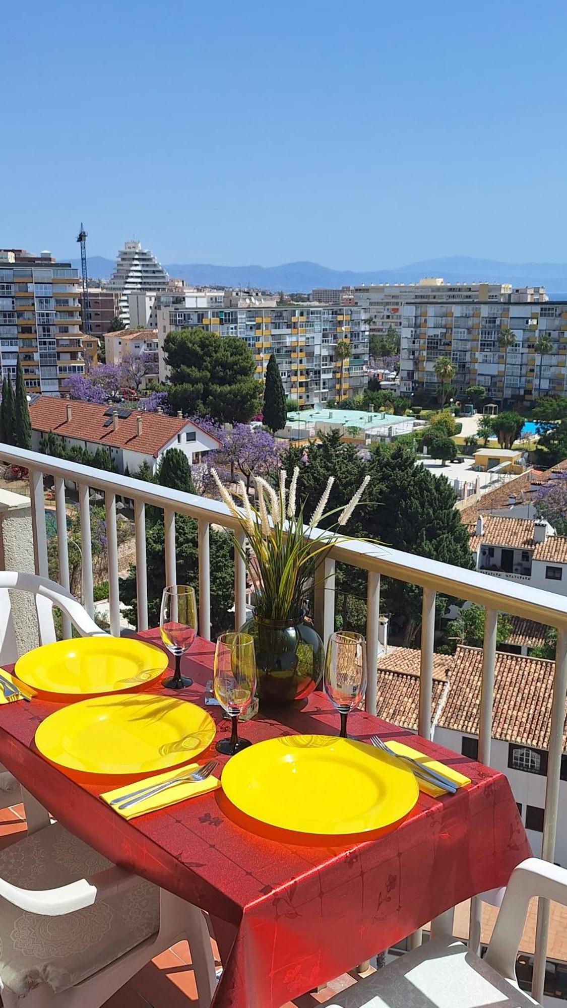 Jupiter Apartment Sea View เบนัลมาเดนา ภายนอก รูปภาพ